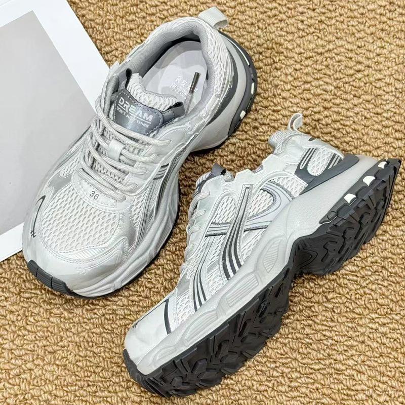 Absorbent Sole Dad Shoes Women's 2025 Summer New Small Sports Shoes Mesh Breathable Women's Shoes Versatile Shoes Children