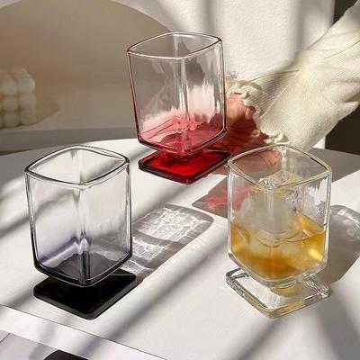 180ml Retro Quadratische Glasbecher Kurzer Fuß Trinkgeschirr Mehrfarbig Küche Glas Saft Blasenwasser Espresso Tassen Küchengeschirr Geschenke