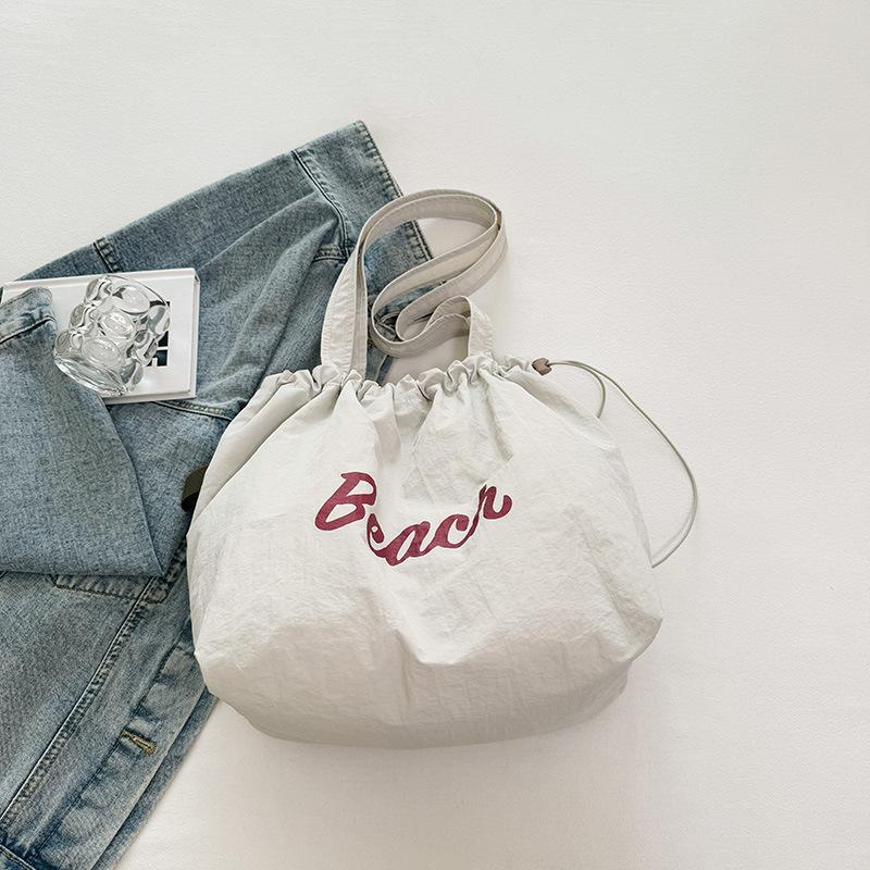 Fashion Trend, Foreign Style, Large-capacity Armpit Bag, Spring 2025 New Casual Texture Women's Shoulder Tote Bag