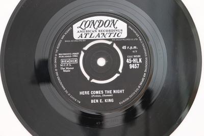 7inch Record BEN E. KING - Here Comes The Night 45HLK9457 London Records 1961 UK Soul/Funk Used