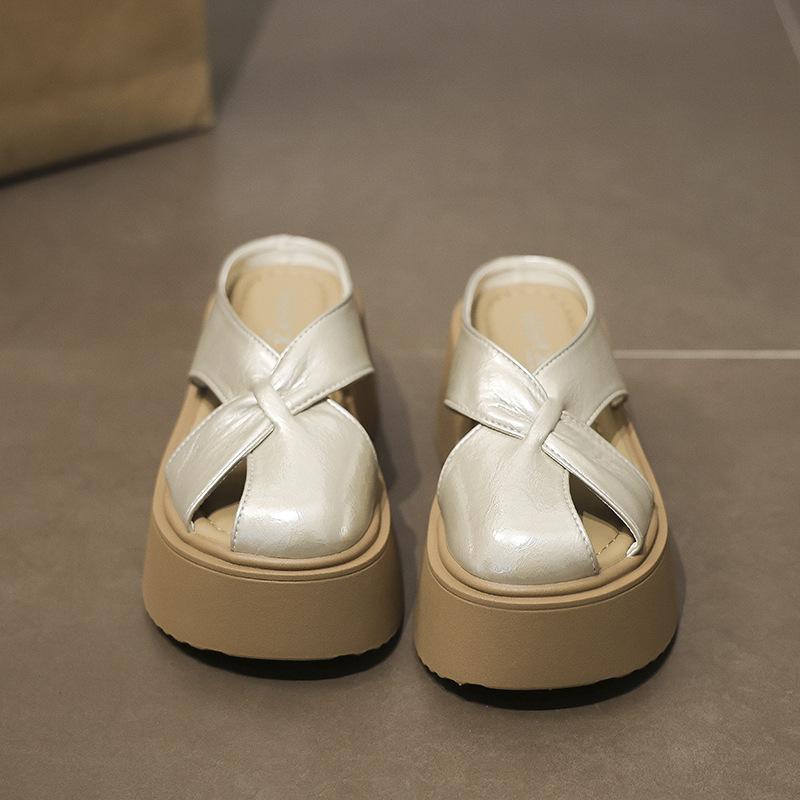 Baotou Slippers Women's Summer Wear 2025 New Thick-soled Retro Woven Casual Lazy Pedal Beach Sandals