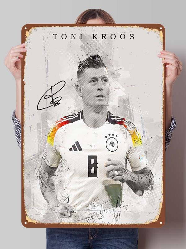 Toni Kroos Posters Football Player Sign Gamer Room Decoration Custom Metal Tin Signs for Room Wall Art Decoration Bathroom Decor