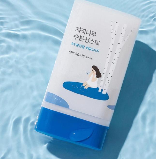 ROUND LAB Birch Moisturizing Sun Stick SPF50+ PA++++ – Hydrating & Portable