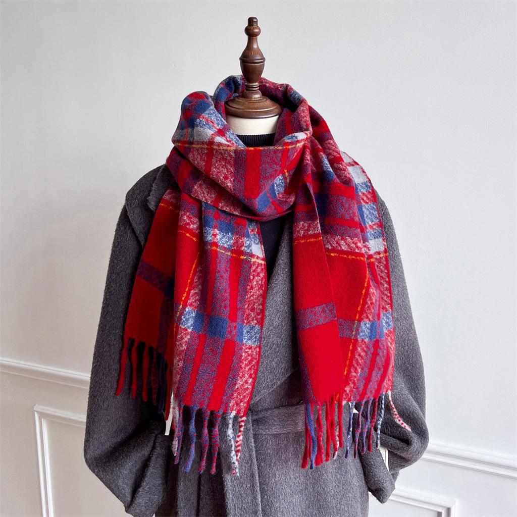 White Plaid Polyester Fringed Scarf Female Autumn And Winter Couple Warm Versatile Skin-Friendly Atmosphere Scarf
