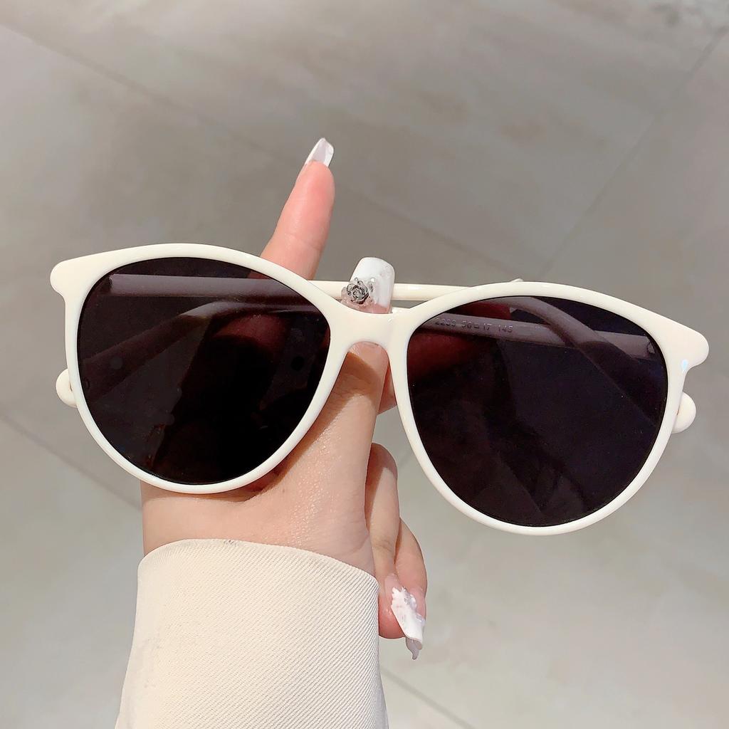 Vintage Round Sunglasses  New in Women Stylish Gradient Candy Color Shades Trendy Luxury Brand Designer Sun Glasses