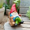 Gartenzwerge Outdoor Kaffeetrinkende Zwerge Dekorationen für den Garten Harzfigur Ornament Skulptur für Mütter Frauen Gartenarbeit