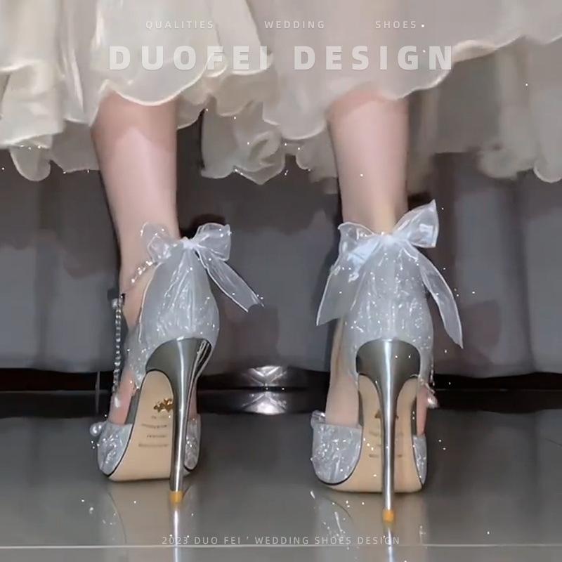 

Silver high heels women s stiletto 18-year-old adult dress wedding dress two wear bridesmaid shoes hollow crystal wedding shoes 40