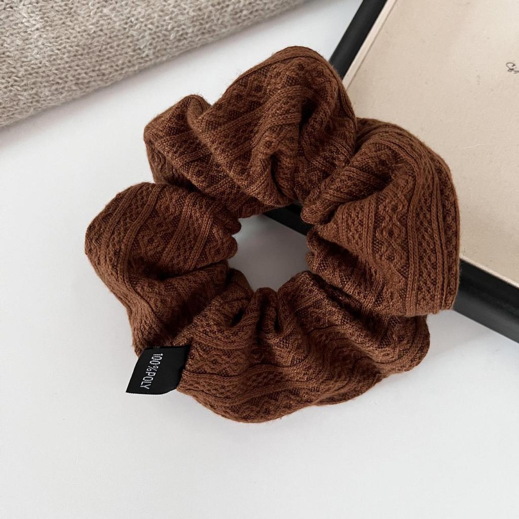 Weiches, braunes Strickhaarband für Damen im Herbst und Winter – vielseitiger Haargummi/Pferdeschwanzhalter im Dickdarm-Stil