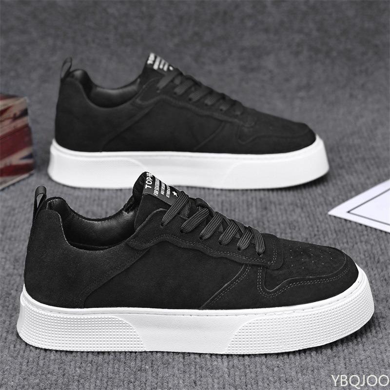 Men's Spring New Soft Soled Lightweight Breathable Comfortable Color Blocked Board Shoes Versatile Fashion Casual Sports Shoes