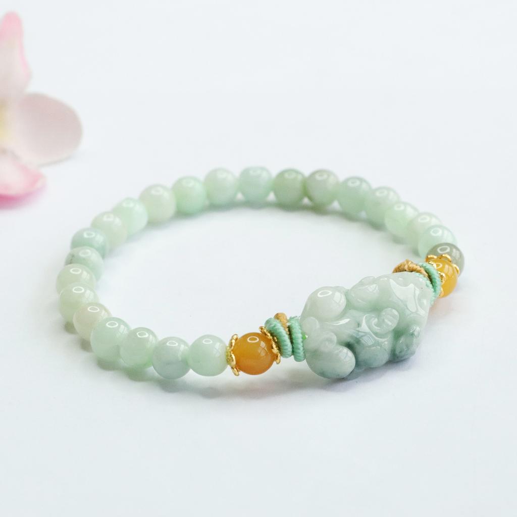 Shoubao Pixiu | Moisturizing Bean Green A-grade Jadeite Bracelet with Simple Chinese Style and Atmospheric Pixiu Jade Bracelet