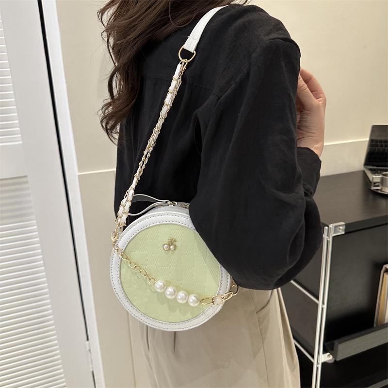 This year, the popular small bag 2025 new Korean version of fashion women's bags, foreign versatile chain bags, messenger bags, small round bags