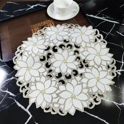 NUOVA tovaglia da tavola ricamata a punto damasco pastorale europea, intagliata a mano, set da tè, sottobicchiere, vaso, lampada, decorazione per soggiorno, camera da letto