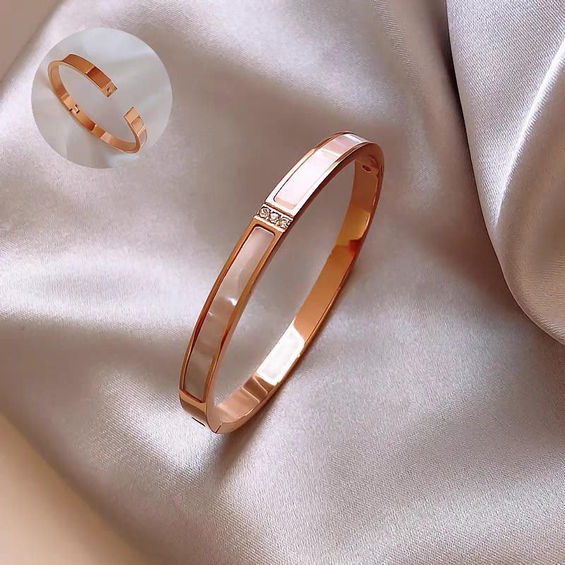 Three-Diamond White Mother-of-Pearl Rose Gold Bracelet - Stylish Titanium Steel Bangle for Women