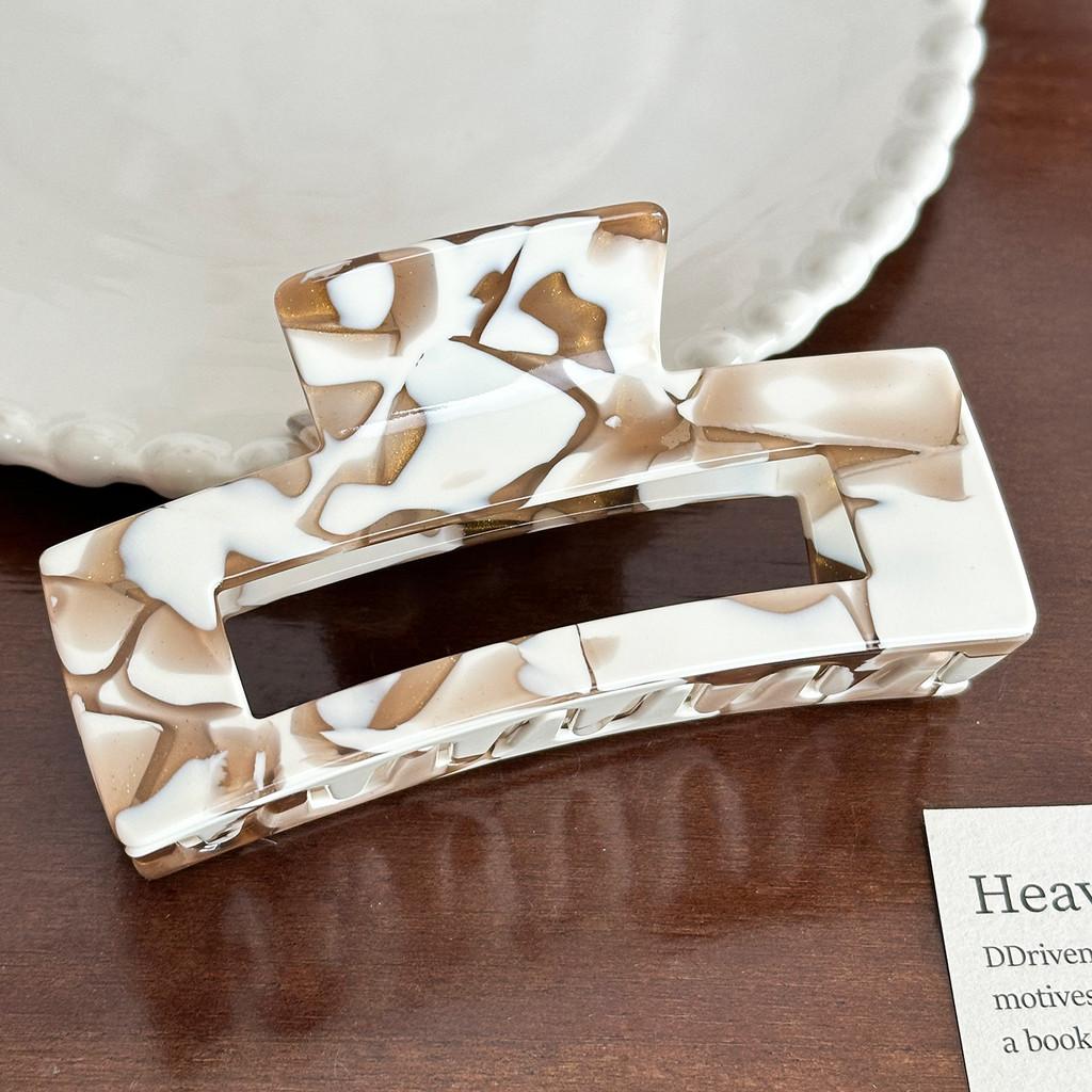 Acetate Hair Chic Claw Clips In Trendy Milk Coffee Color For Modern Fashion And Hairstyles Classy