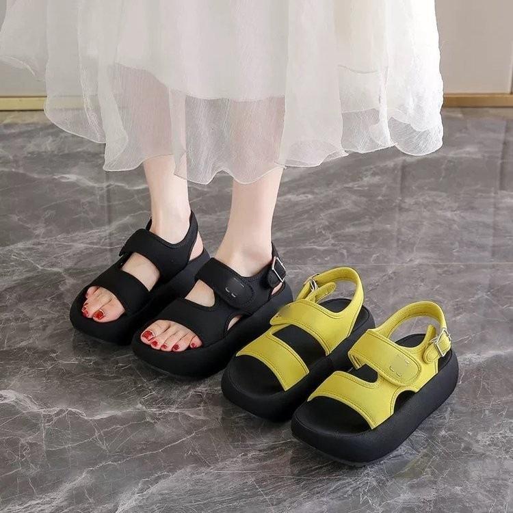 Platform-soled beach sandals women's 2025 new summer wear yellow versatile height-increasing casual sports Roman sandals