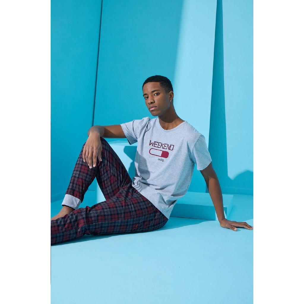 Marineblaues kurzärmliges Herren-Pyjama-Set mit Wochenend-Print