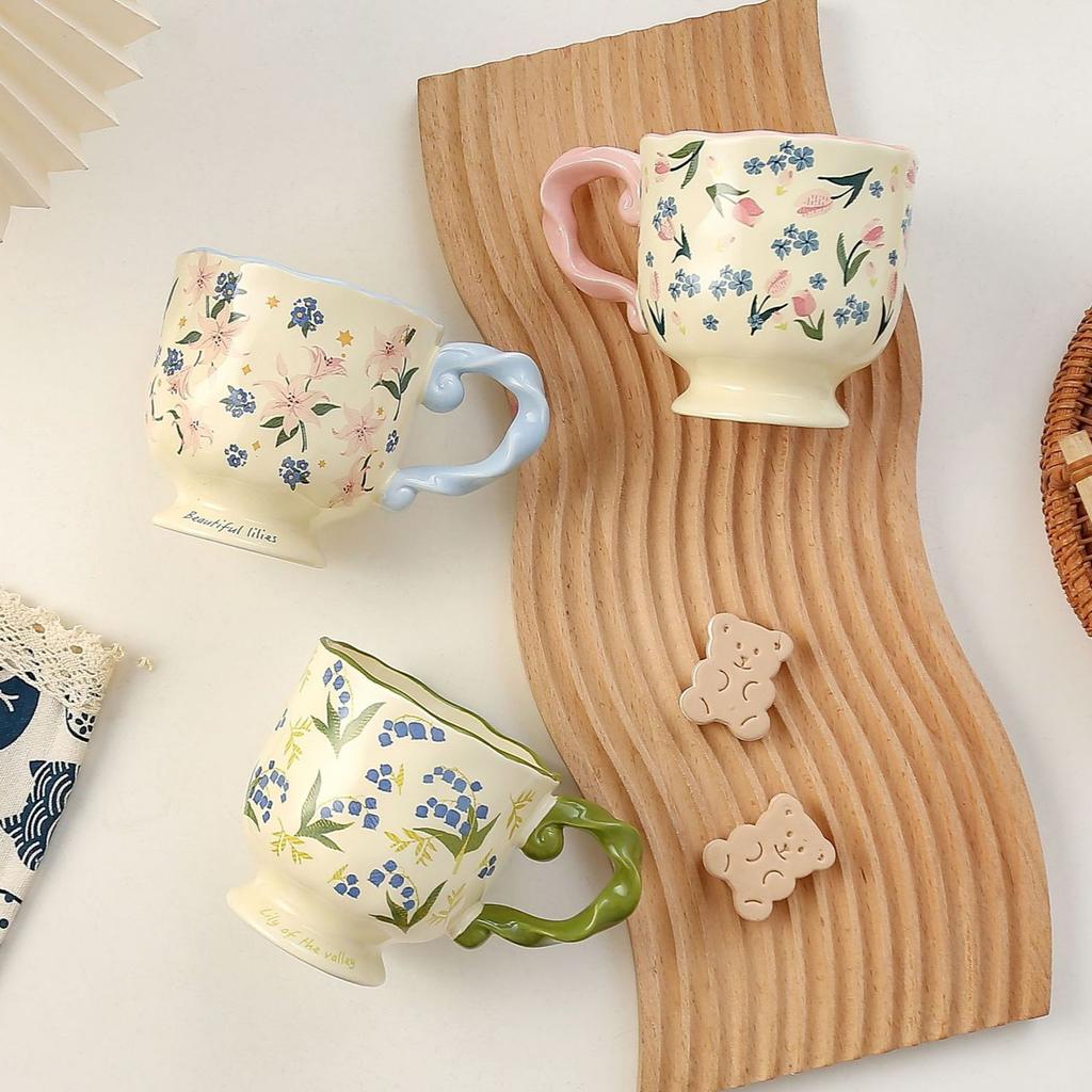 Creative ceramic cup mug large capacity girls high value cup souvenir birthday gift water cup coffee cup