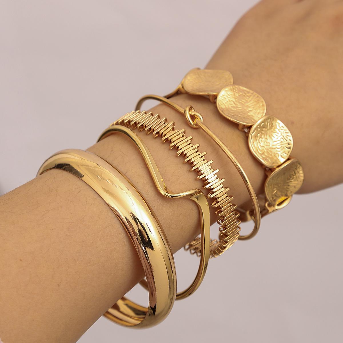 European  American High-End Geometric Stackable Women s Textured Exaggerated Bracelet Set