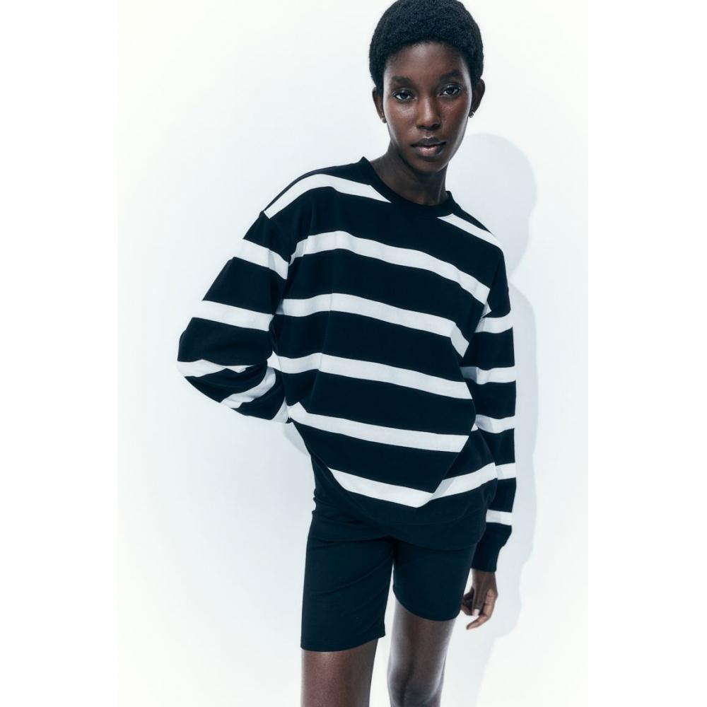 

Толстовка HM черно-белая полоска