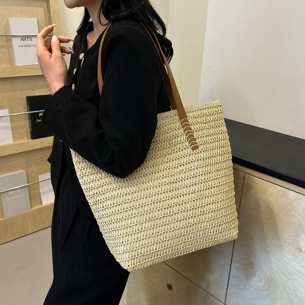 Straw Bag Women's Large-capacity Versatile Shoulder Bag New Handwoven Bag Seaside Vacation Bag