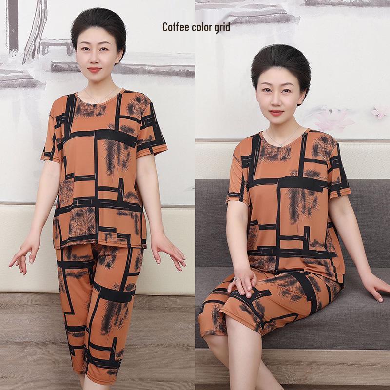 Summer Ice Silk Casual Suit for Elderly Women: Short Sleeve Fashion Outfit for Mothers and Grandmothers
