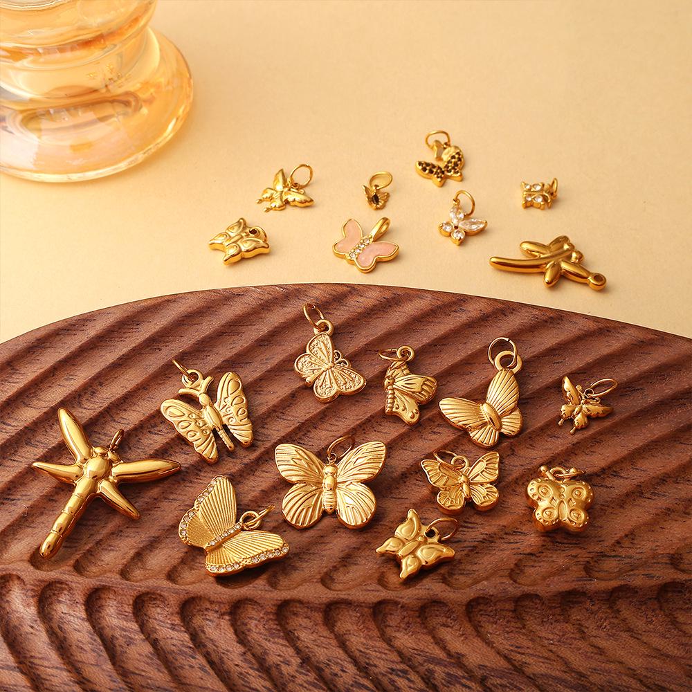 European & American Butterfly Charm Pendants: Lightweight, Luxurious, Versatile DIY Bracelet & Necklace Accessories.