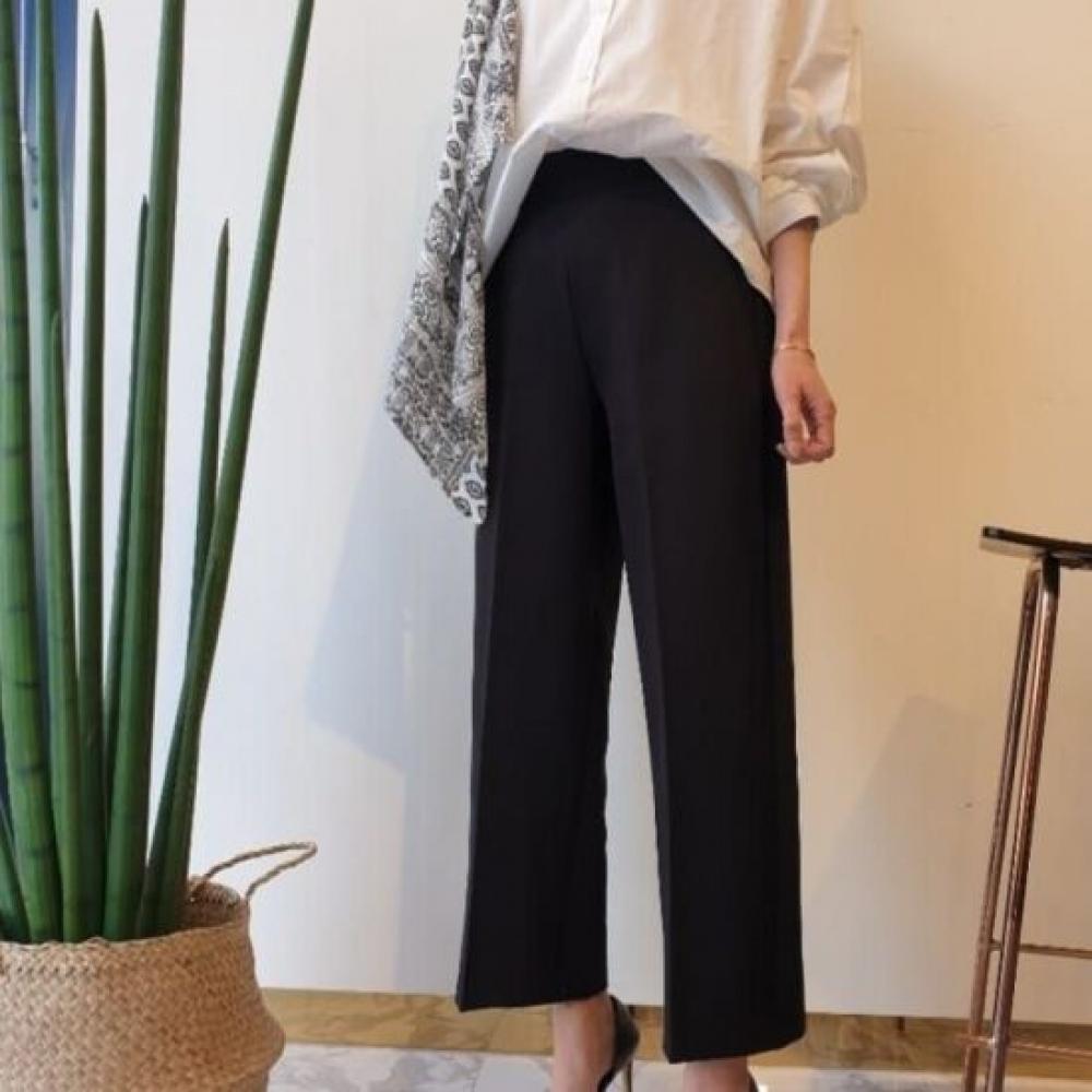 C S In The Room Span Wide Fit SlaCkS