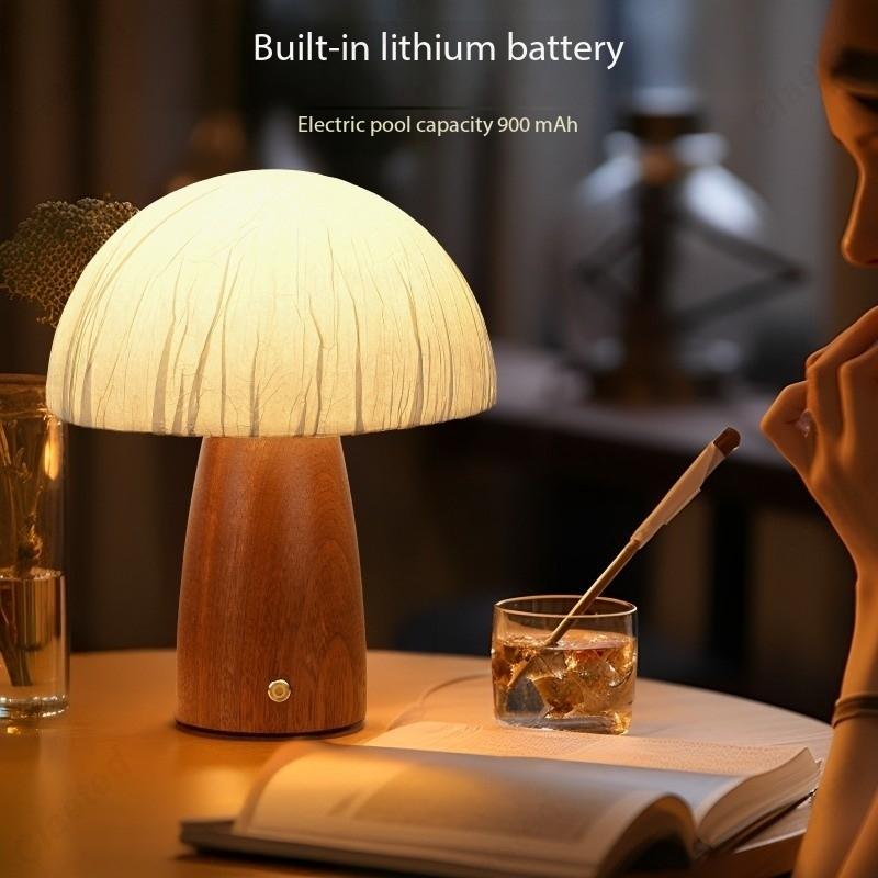 Creative New LED Wooden Mushroom Small Table Lamp Bedroom Bedside Solid Wood Atmosphere Decoration Lighting Fixture