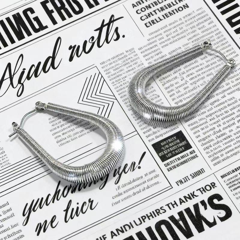 Titanium Steel U-Shaped Spring Earrings - Light Luxury High-End Women's Jewelry