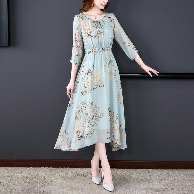 New Summer Silk Dress with Gentle Waist-hugging French Mulberry Silk Floral Skirt Feel Temperament Long Skirt