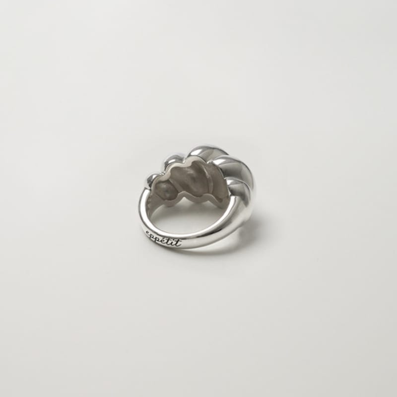eppetit BIG CROISSANT RING