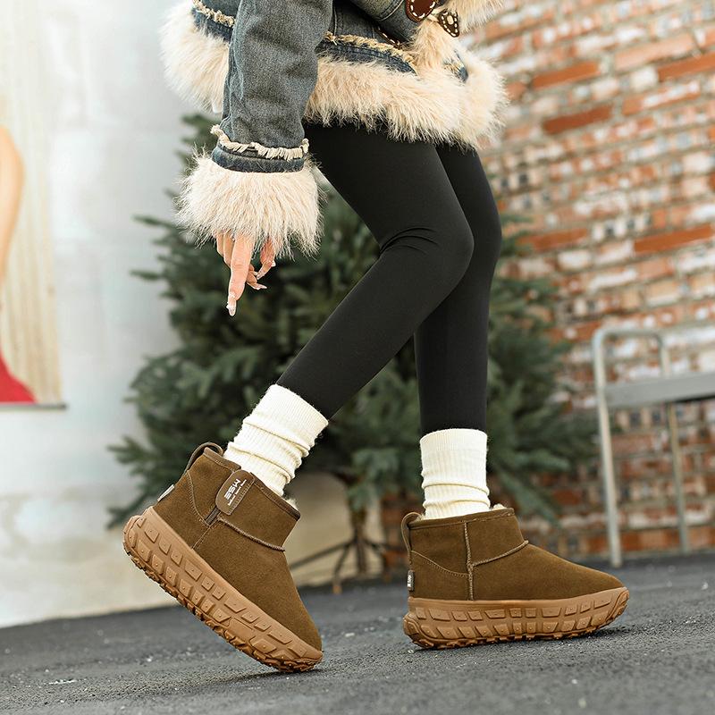 Tire Sole Snow Boots Women's New Winter Velvet Thick-soled Snow Boots