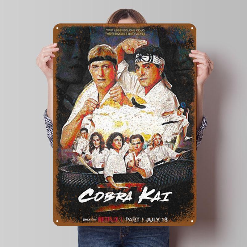 Cobra Kai Poster Kunst Schild TV-Show Poster Dekor für Raumdekoration Benutzerdefinierte Metall Blechschilder für Wandkunst Dekoration Retro Zuhause Männer