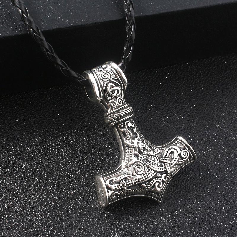 Norse Viking Odin's Runes Necklace Vegvisir Symbol Compass Pendant Vintage Necklaces for Women Men Jewelry