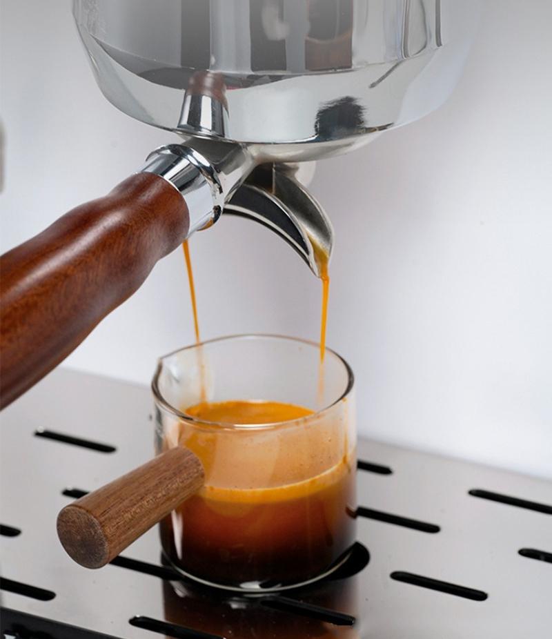 220V Commercial Semi-automatic Coffee Machine Touch Screen Pre Soaking Coffee Machine