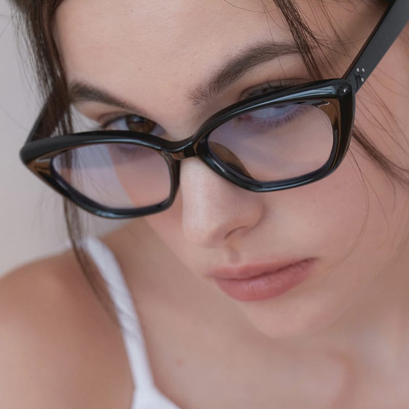 

One Brilliant Delilah-OB436-Blue Tint FREE