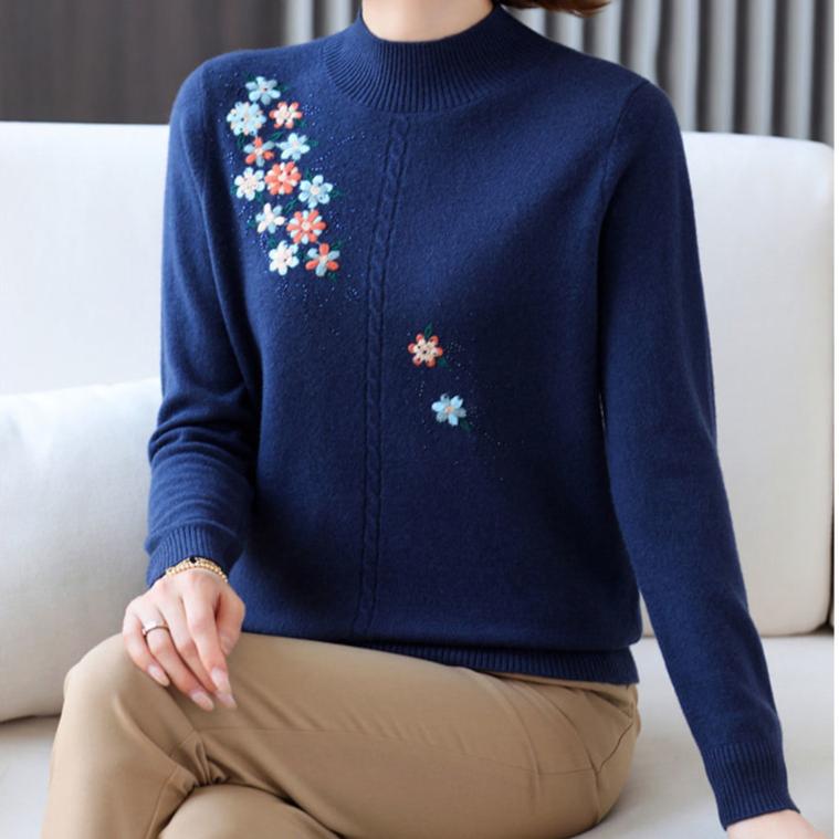 Women's Wool Sweater Round Neck Embroidery Knit Sweater Loose Plus Size Sweater Short Pullover Knitwear Spring Fall Winter