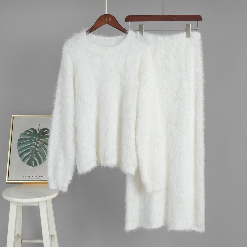 Women`s Relaxed Fit Two-piece Matching Set
