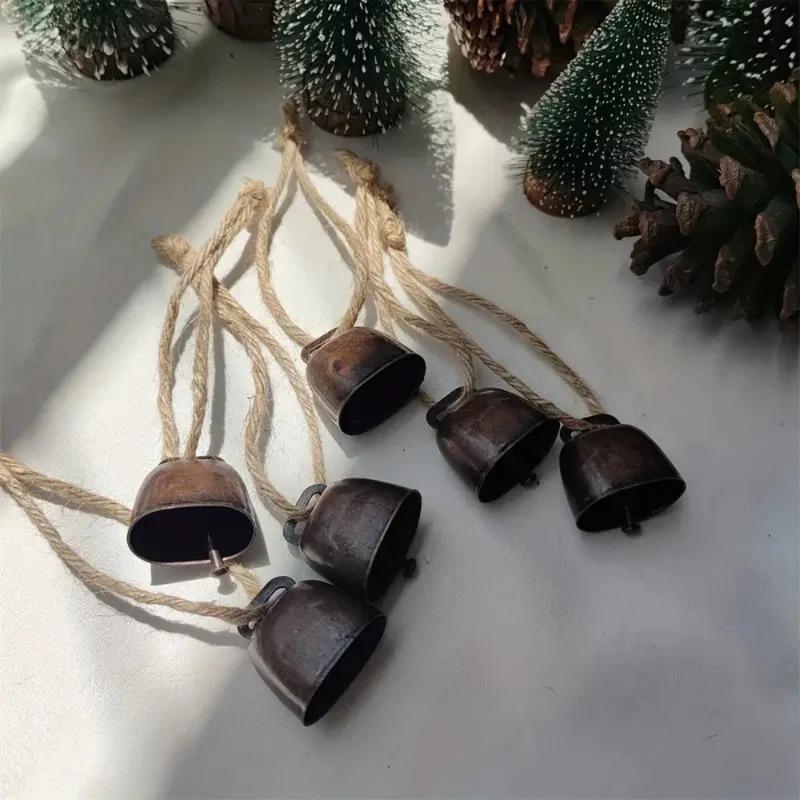 4Pcs Vintage Bell Pendant Rustic Metal Hanging Decorative Bell with Jute Rope Vintage Wind Chimes Wall Hanging Home Decor.