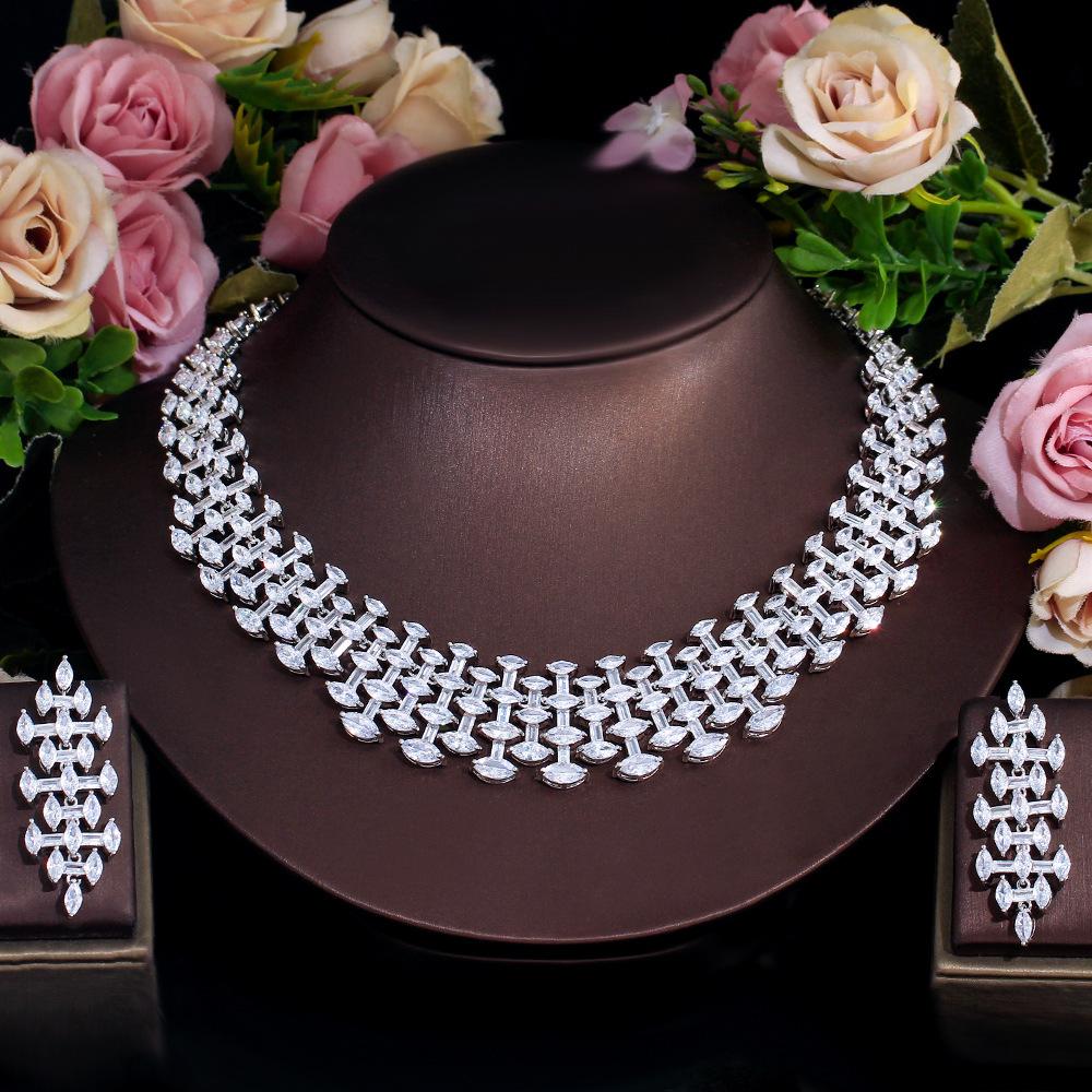 French Luxury Full Diamond Necklace Necklace Generous Dinner Dress Zircon Accessory Set Chain Necklace Earrings Set