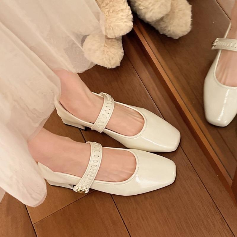 Quadratischer Absatz Single Shoes Damen Sommer Stil Französische Eleganz Riemchen Neue Schuhe