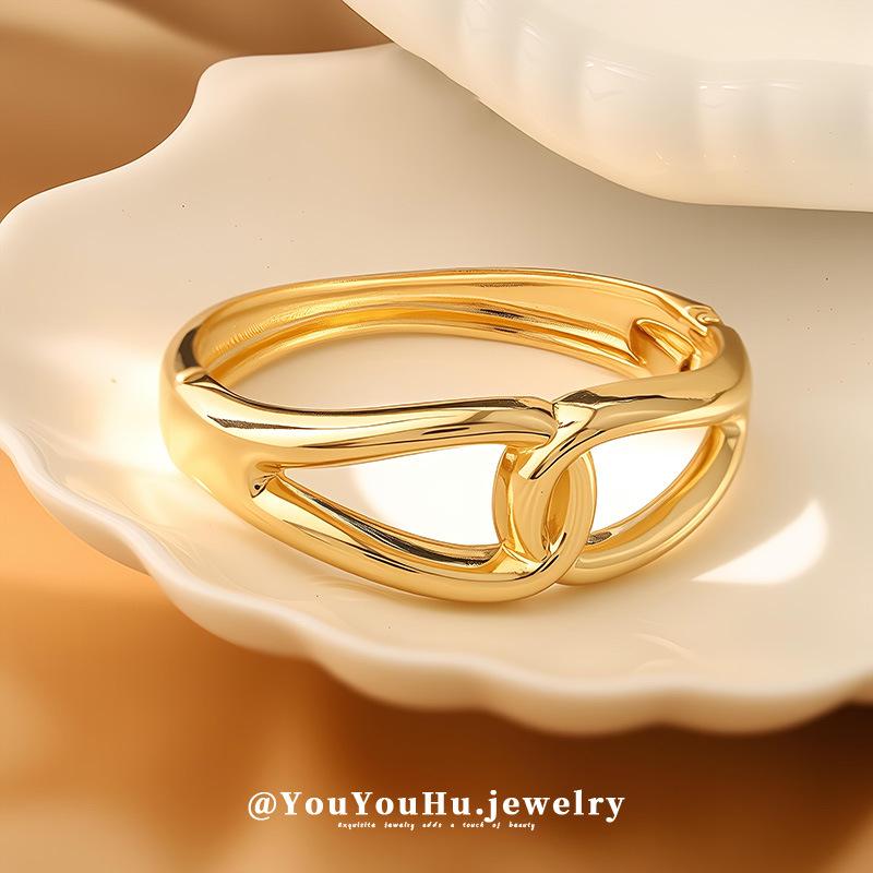 Элегантный Минималистичный Полый Роскошный Браслет - Дизайн в Холодном Стиле