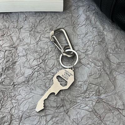 Karabiner Schlüsselanhänger Punk Stern Oval Wesentliches Symbol Anhänger Hohe Qualität Schlüsselring Kreative Rucksack Dekoration Zubehör Geschenke