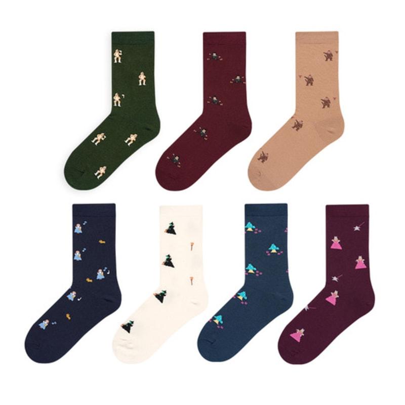 STUDIO SOCKSTOP The Wizard of Oz Cowardly Lion Beige Embroidered Socks