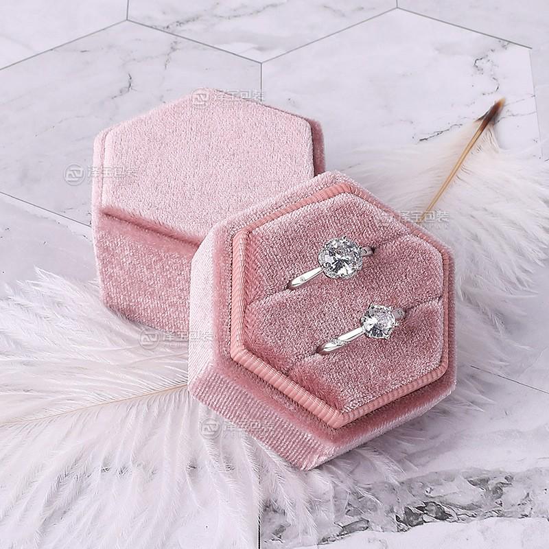 Flannel Hexagonal Jewelry Box for Bracelets and Rings