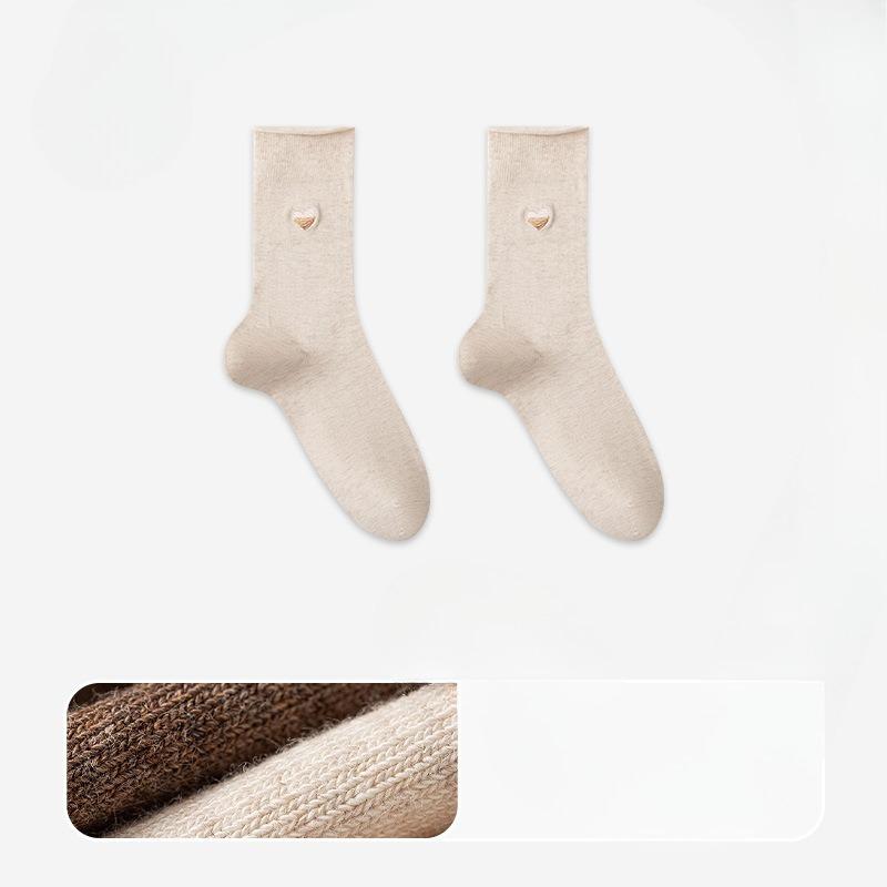 Female Autumn Cotton Love Embroidery Curled Loose Mouth Yuezi Tube Stack Socks