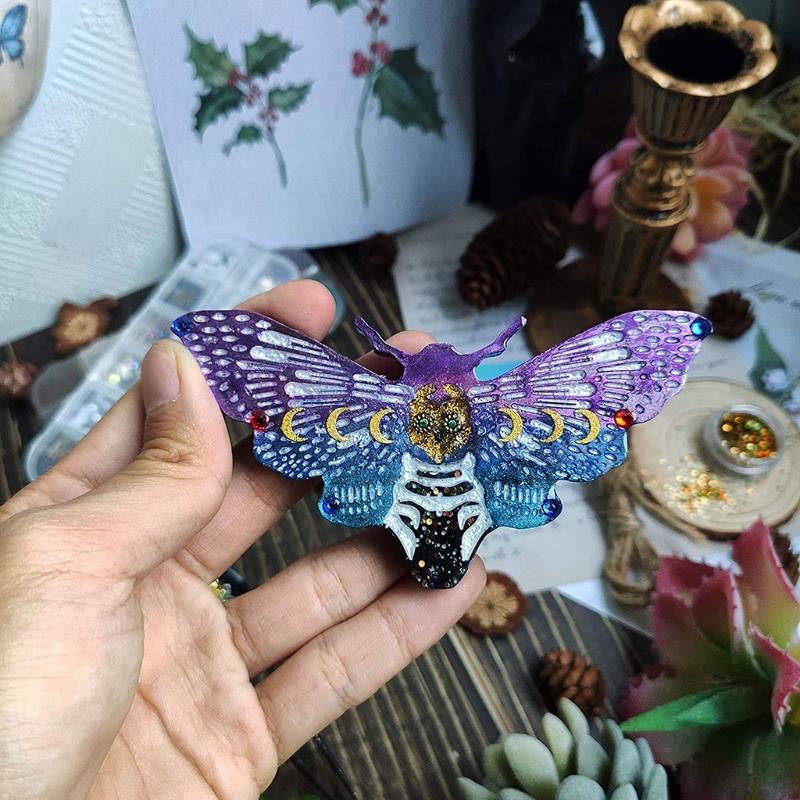 For Creative Moth Keychain Resin Mold  Crafts Bracelet Pendant Silicone Mould Handmade Moth for Key Chain Resin Casti