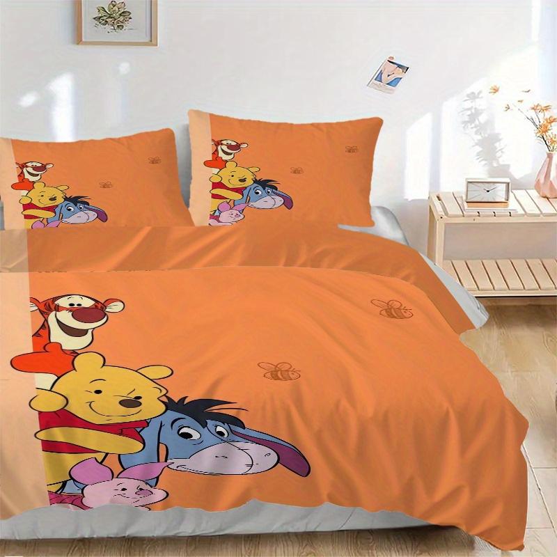 

3pcs Winnie the Pooh & Friends Printed Quilt Set - Includes 1 Quilt Cover and 2 Pillowcases, Machine Washable - Suitable for All Seasons.Q090 135x200cm