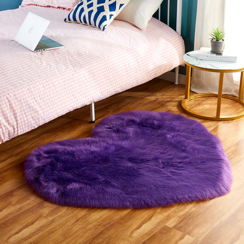 Heart-Shaped Plush Carpet - Long Hair Bedroom Bedside Sofa Mat
