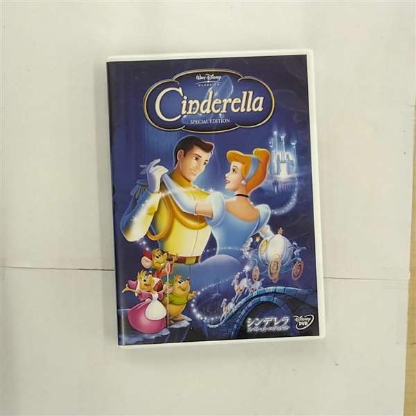 

Золушка Специальное издание [DVD]